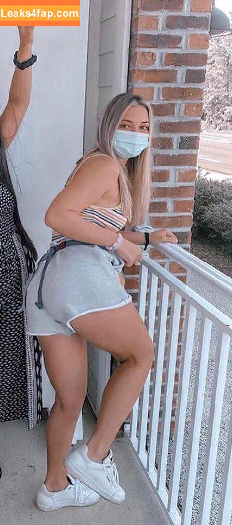 Madelyn Cline / madelyncline leaked photo photo #0399