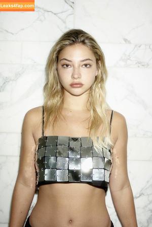 Madelyn Cline photo #0002