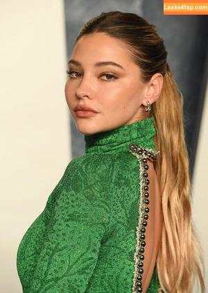 Madelyn Cline photo #0114