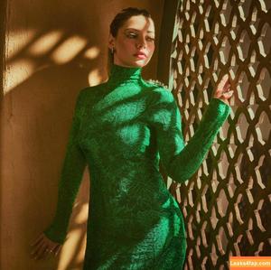 Madelyn Cline photo #0116