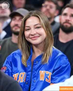 Madelyn Cline photo #0160