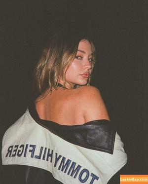 Madelyn Cline photo #0161