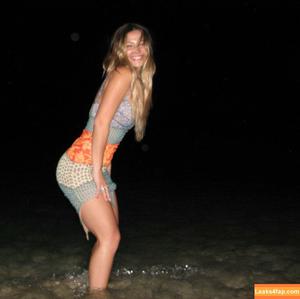 Madelyn Cline photo #0198