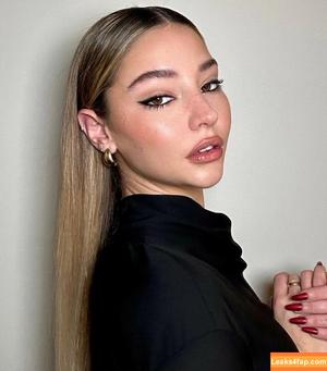 Madelyn Cline photo #0264