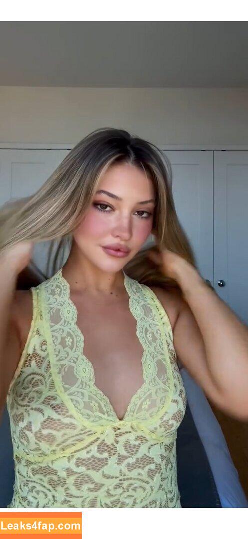 Madelyn Cline / https: / madelyncline leaked photo photo #1109