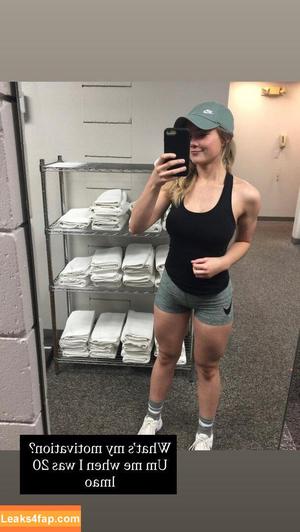 Madi ASMR photo #0036