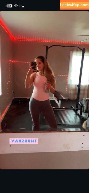 Madi ASMR photo #0037