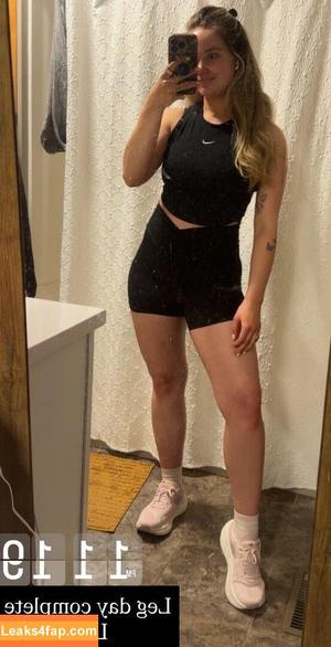 Madi ASMR photo #0040