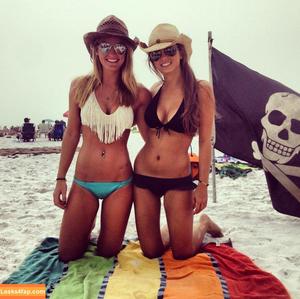 Madi Mitchell фото #0029