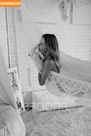 Madi Teeuws photo #0208