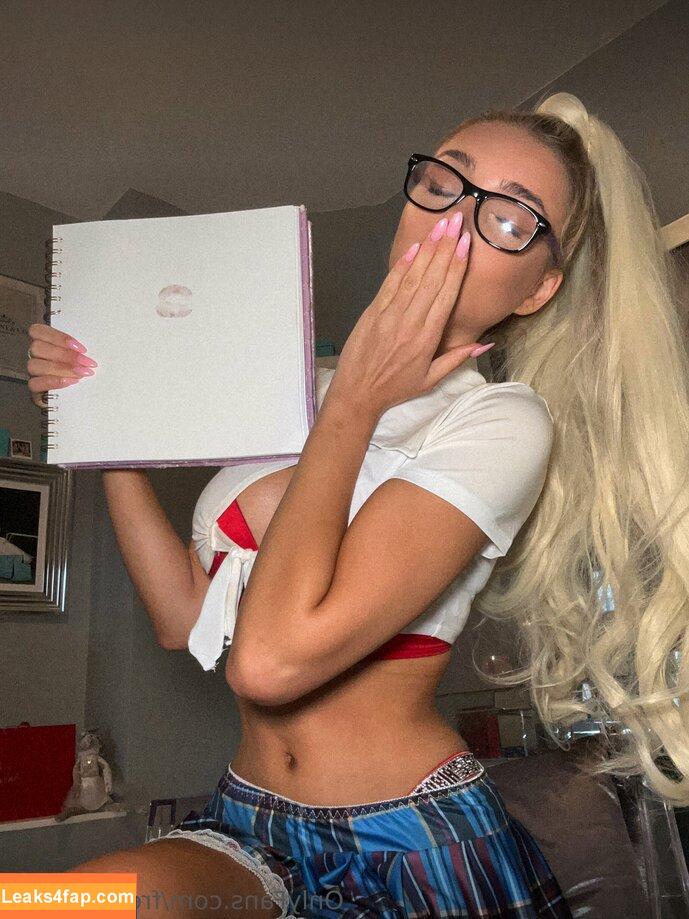 Madison Burns / frenchieraex / madisonburnsx / madsbbyx leaked photo photo #0024