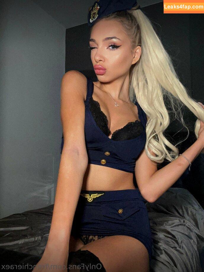 Madison Burns / frenchieraex / madisonburnsx / madsbbyx leaked photo photo #0038