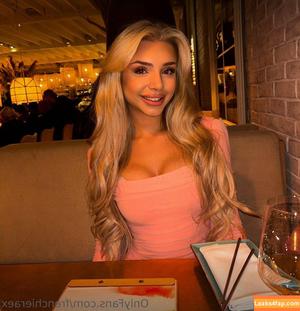 Madison Burns photo #0011