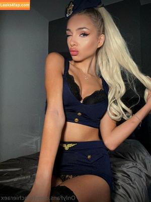 Madison Burns photo #0022