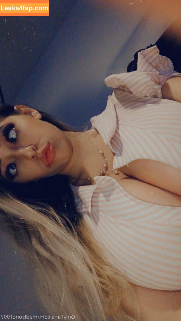Madison Carter / MadisonCarter97 / madisonc1997 / madisonlcarter leaked photo photo #0109