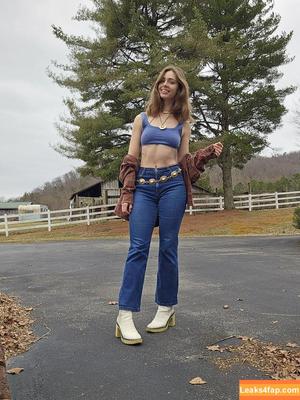 Madison Fry photo #0032