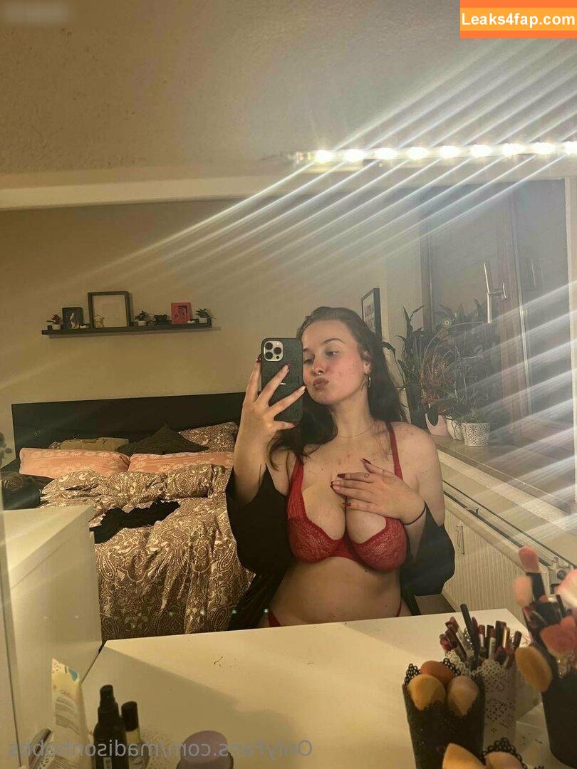 Madison Hobbs /  leaked photo photo #0015