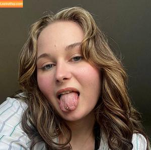 Madison Hobbs photo #0001