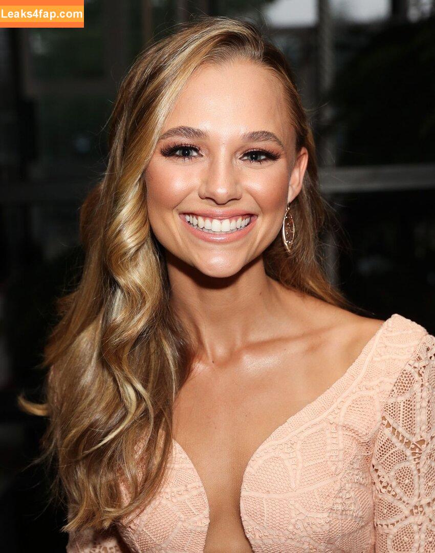 Madison Iseman / Jumanji / itsmsmadi / madisoniseman слитое фото фото #0308