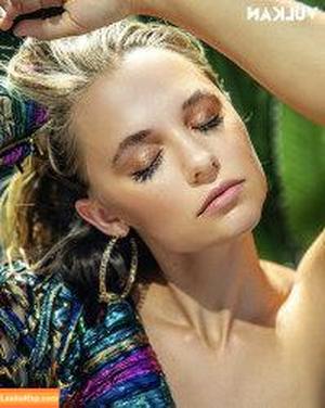 Madison Iseman photo #0047
