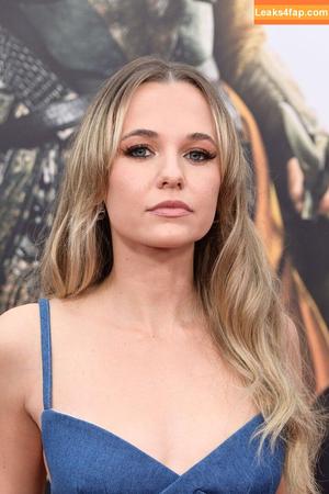Madison Iseman photo #0108