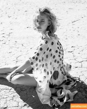 Madison Iseman фото #0141
