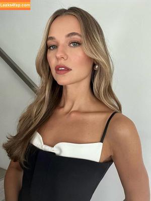 Madison Iseman photo #0383