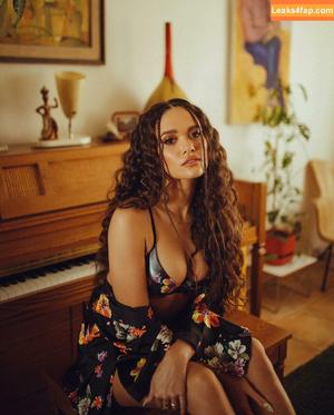 Madison Pettis photo #0015