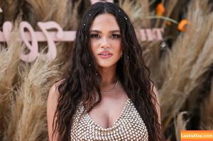 Madison Pettis photo #0022