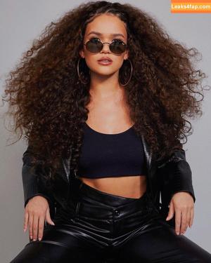 Madison Pettis photo #0041