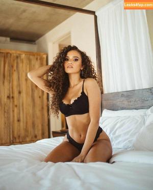 Madison Pettis photo #0135