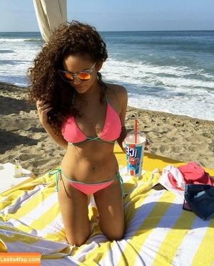 Madison Pettis photo #0170