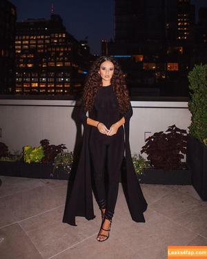 Madison Pettis photo #0212