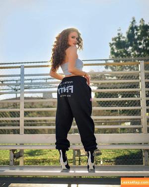 Madison Pettis photo #0284
