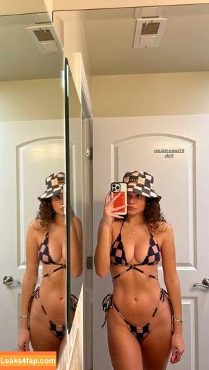 Madison Pettis photo #0370