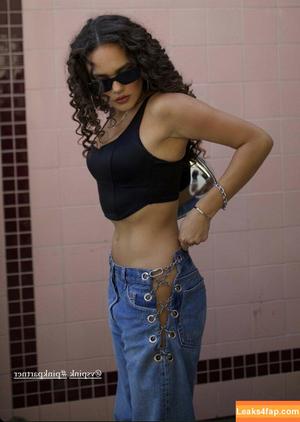 Madison Pettis photo #0435