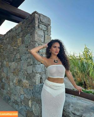 Madison Pettis photo #0465