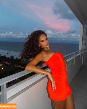 Madison Pettis photo #0507