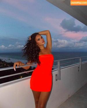 Madison Pettis photo #0509