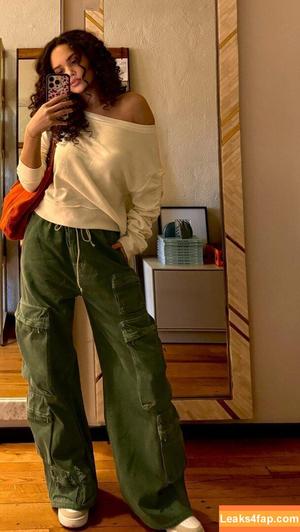 Madison Pettis photo #0555