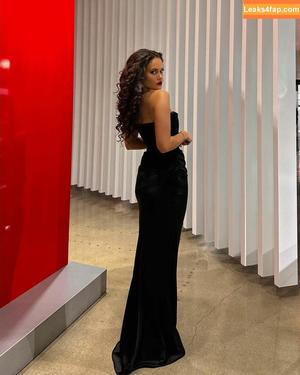 Madison Pettis photo #0556