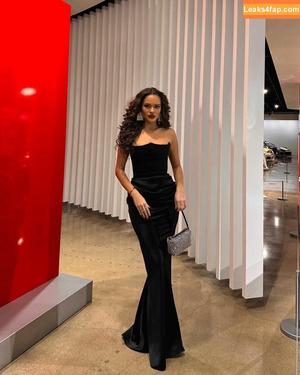 Madison Pettis photo #0559