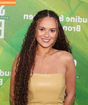 Madison Pettis photo #0710