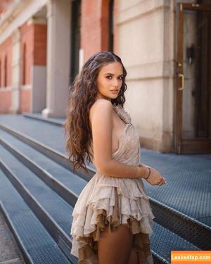 Madison Pettis photo #0790