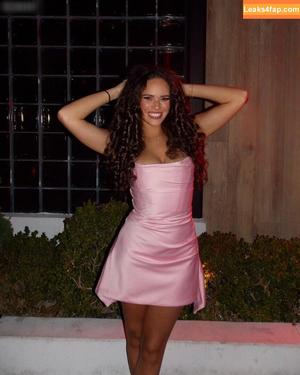 Madison Pettis photo #0863