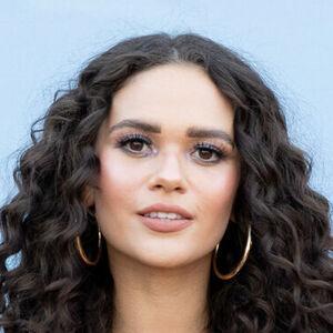 Madison Pettis photo #0933