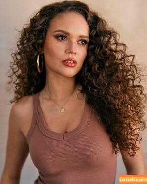 Madison Pettis фото #0950