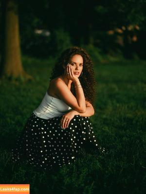 Madison Pettis фото #0977