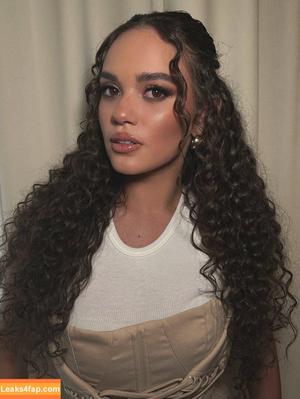 Madison Pettis фото #0988