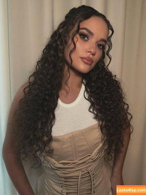 Madison Pettis фото #0990